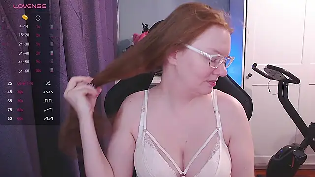 Lady Inari online show from October 26, 2025, 7:31 pm