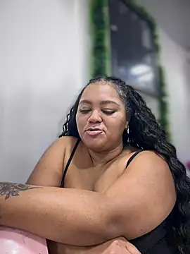 yanza2002 online show from December 6, 2024, 1:40 am