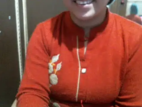 Snapshot of UrsMansi chatting on December 23, 2024, 7:28 am UrsMansi online show from December 23, 2024, 7:28 am