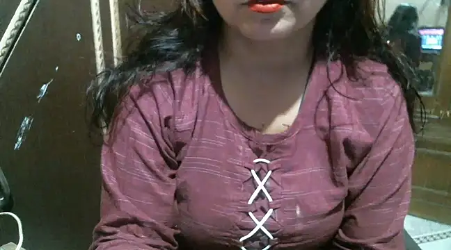 Snapshot of UrsMansi chatting on March 2, 2025, 6:08 pm UrsMansi online show from March 2, 2025, 6:08 pm
