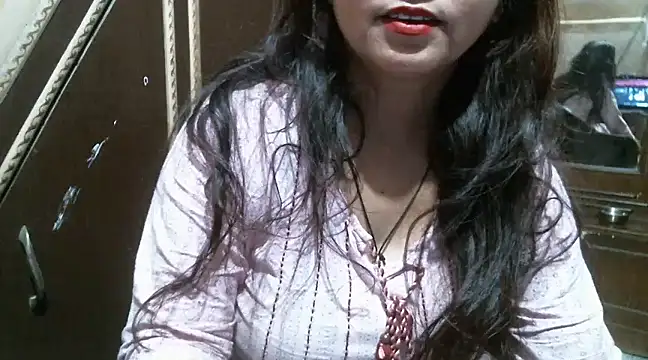 Snapshot of UrsMansi chatting on March 11, 2025, 1:16 am UrsMansi online show from March 11, 2025, 1:16 am