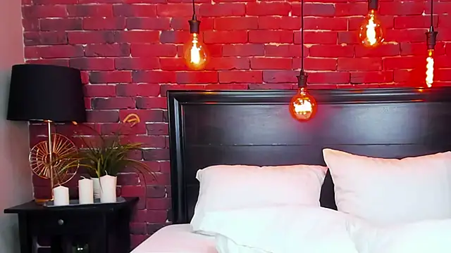 ChristynaRoss online show from January 19, 2025, 2:36 am