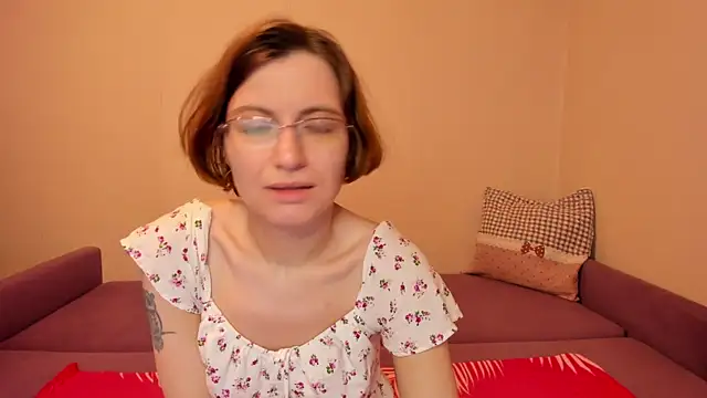 Snapshot of MarilynDream chatting on April 27, 2026, 3:43 pm MarilynDream online show from April 27, 2026, 3:43 pm