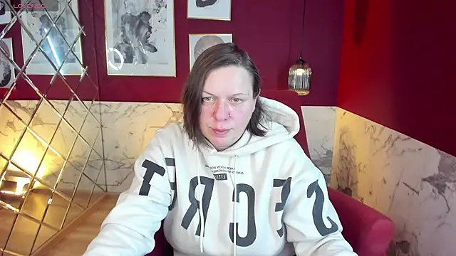 Snapshot of KellyPerfection chatting on February 21, 2025, 5:24 am KellyPerfection online show from February 21, 2025, 5:24 am