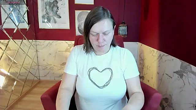Snapshot of KellyPerfection chatting on March 3, 2025, 1:09 pm KellyPerfection online show from March 3, 2025, 1:09 pm
