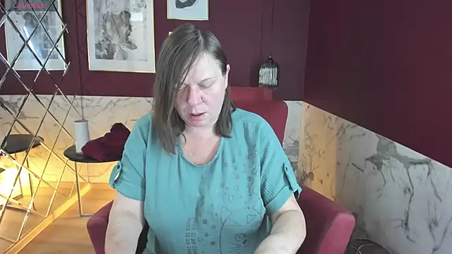 Snapshot of KellyPerfection chatting on September 24, 2025, 5:22 am KellyPerfection online show from September 24, 2025, 5:22 am