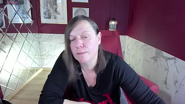 Snapshot of KellyPerfection chatting on October 18, 2025, 5:21 am KellyPerfection online show from October 18, 2025, 5:21 am