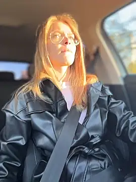 AnastasiaAniess online show from November 5, 2025, 6:57 am