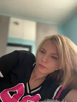 AnastasiaAniess online show from March 17, 2026, 10:29 am