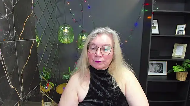 NataliMellow online show from January 5, 2025, 7:17 pm