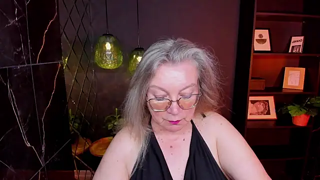 Snapshot of NataliMellow chatting on June 8, 2026, 1:11 pm NataliMellow online show from June 8, 2026, 1:11 pm