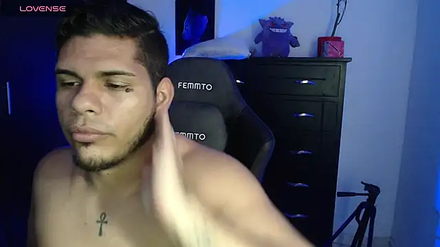 starguy 28 online show from December 19, 2024, 6:34 pm