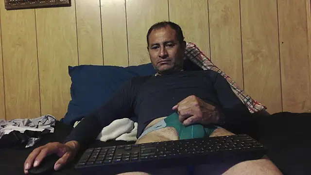 Snapshot of dantehot2020 chatting on November 21, 2025, 11:47 pm dantehot2020 online show from November 21, 2025, 11:47 pm