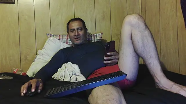 Snapshot of dantehot2020 chatting on December 2, 2025, 11:34 pm dantehot2020 online show from December 2, 2025, 11:34 pm