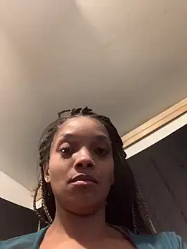 Rakiyahcharms online show from December 21, 2024, 3:47 am