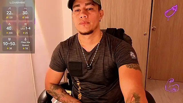 CRAZYBOYLOVE online show from February 16, 2026, 11:39 am