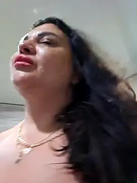 Snapshot of littleRikka chatting on September 13, 2025, 7:24 pm littleRikka online show from September 13, 2025, 7:24 pm