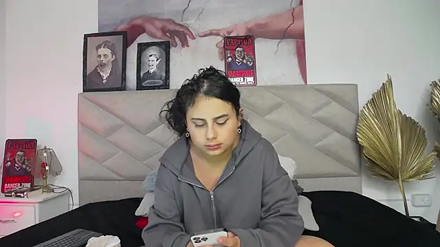 AbbyTaylorr online show from October 18, 2025, 3:02 pm