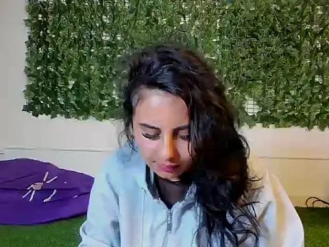 AbbyTaylorr online show from April 18, 2026, 2:10 pm