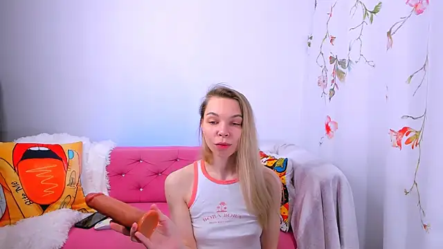 Snapshot of The_Deep_Passion chatting on January 10, 2025, 10:17 am The Deep Passion online show from January 10, 2025, 10:17 am