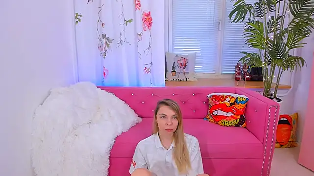 Snapshot of The_Deep_Passion chatting on January 30, 2025, 8:54 am The Deep Passion online show from January 30, 2025, 8:54 am