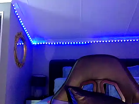 Snapshot of BOOTYBANGER24xx chatting on September 19, 2025, 1:51 am BOOTYBANGER24xx online show from September 19, 2025, 1:51 am