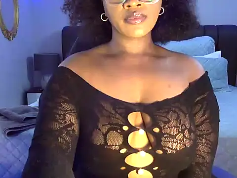 Snapshot of BOOTYBANGER24xx chatting on September 26, 2025, 6:06 am BOOTYBANGER24xx online show from September 26, 2025, 6:06 am