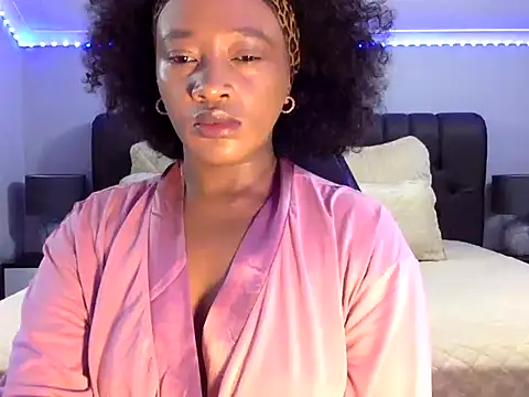 Snapshot of BOOTYBANGER24xx chatting on October 1, 2025, 3:01 am BOOTYBANGER24xx online show from October 1, 2025, 3:01 am