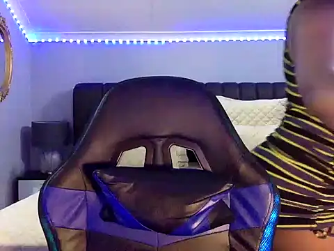 Snapshot of BOOTYBANGER24xx chatting on October 3, 2025, 3:03 am BOOTYBANGER24xx online show from October 3, 2025, 3:03 am