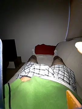 mogli444 online show from December 5, 2025, 3:52 pm