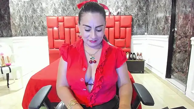 Snapshot of Imyourdirtymilf chatting on December 13, 2025, 7:53 pm Imyourdirtymilf online show from December 13, 2025, 7:53 pm