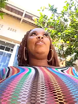 SWEETDOLLY29XX online show from February 26, 2025, 7:42 am