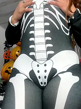 alexa fiore01 online show from November 1, 2025, 1:57 pm