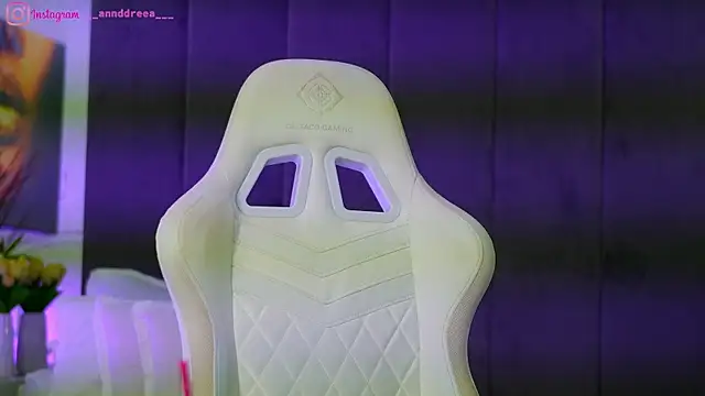 perfectt33n online show from December 22, 2025, 4:15 pm