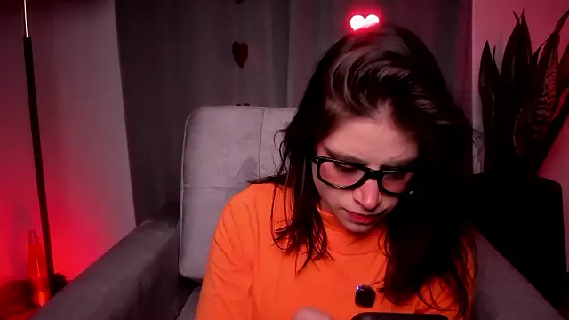 HazelKush online show from February 10, 2026, 10:58 pm