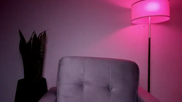 Snapshot of HazelKush chatting on March 26, 2026, 8:36 pm HazelKush online show from March 26, 2026, 8:36 pm