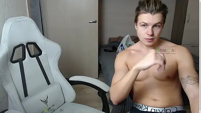 Sunny-Girl1 online show from March 13, 2025, 11:08 am