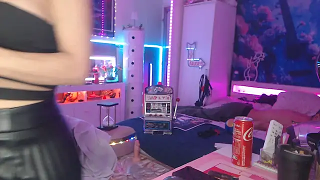 misscectito13 online show from March 11, 2025, 6:53 am