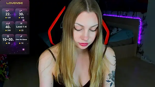 BiMolly online show from March 17, 2026, 2:05 am