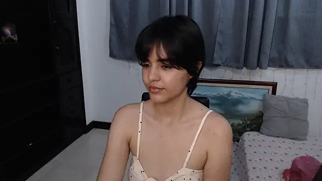 mia collins x online show from May 12, 2026, 12:52 am