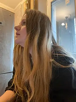 -MimmiLissa- online show from April 15, 2026, 10:00 am