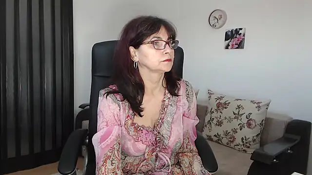 helua54 online show from March 10, 2025, 8:26 am