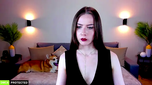 TheWoman   online show from April 15, 2026, 7:10 pm