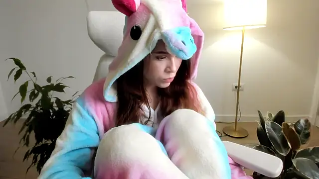 Snapshot of Pokemeboy chatting on December 3, 2025, 5:55 pm Pokemeboy online show from December 3, 2025, 5:55 pm