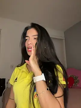 Sammy pink online show from November 18, 2025, 10:36 pm