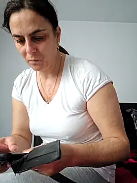 IsabelleCraft online show from February 21, 2026, 8:26 am