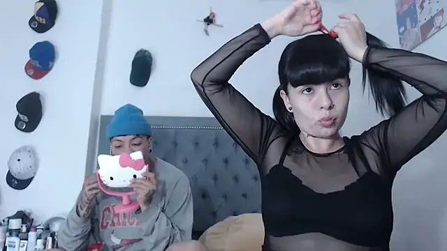 dulce maria x online show from October 30, 2025, 10:43 pm