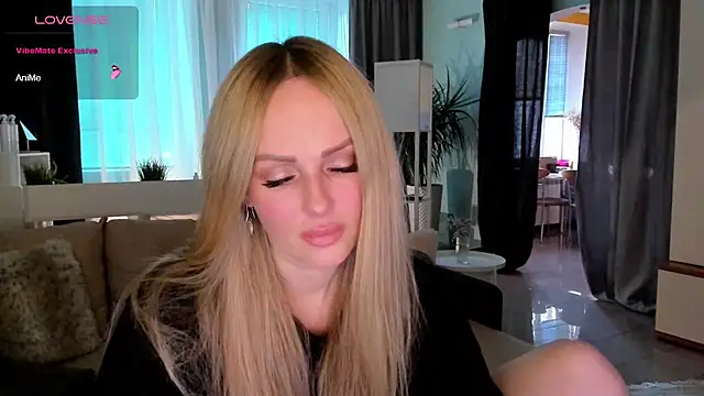 Snapshot of Libby_Nora chatting on December 12, 2024, 11:29 am Libby Nora online show from December 12, 2024, 11:29 am