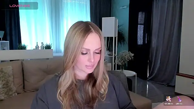 Snapshot of Libby_Nora chatting on February 8, 2025, 12:50 pm Libby Nora online show from February 8, 2025, 12:50 pm
