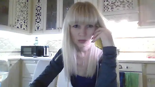 Snapshot of BarbaraKim chatting on September 27, 2025, 3:06 pm BarbaraKim online show from September 27, 2025, 3:06 pm